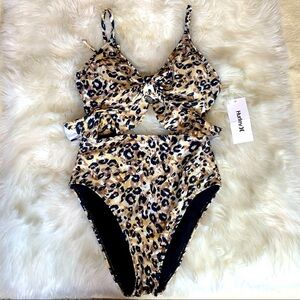 NEW Hurley Leopard One-Piece Ruffled Monokini